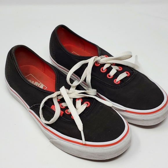 Unisex Vans Canvas Sneakers - Picture 1 of 6